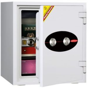 DIPLOMAT FIRE PROOF SAFE DUAL KEY LOCK 53 KG