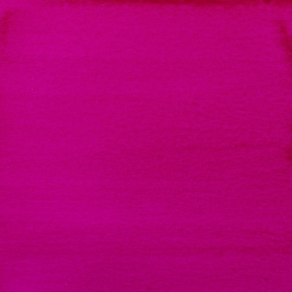 Permanent red violet light 577